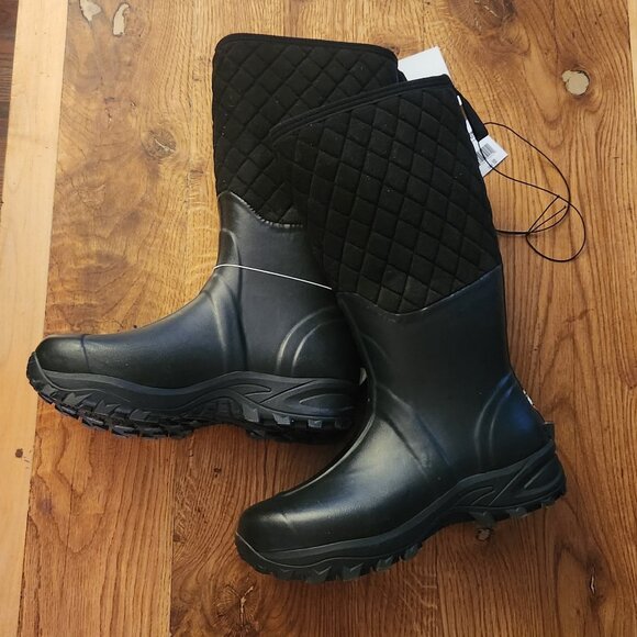 Waterproof Snow and Mud Boots - Picture 2 of 9